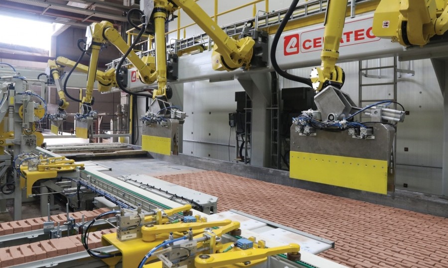 Robotised production of exterior walls